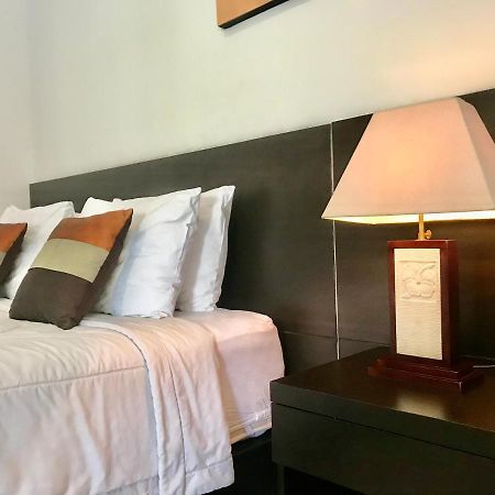 The Celuk Homestay Jimbaran Екстериор снимка
