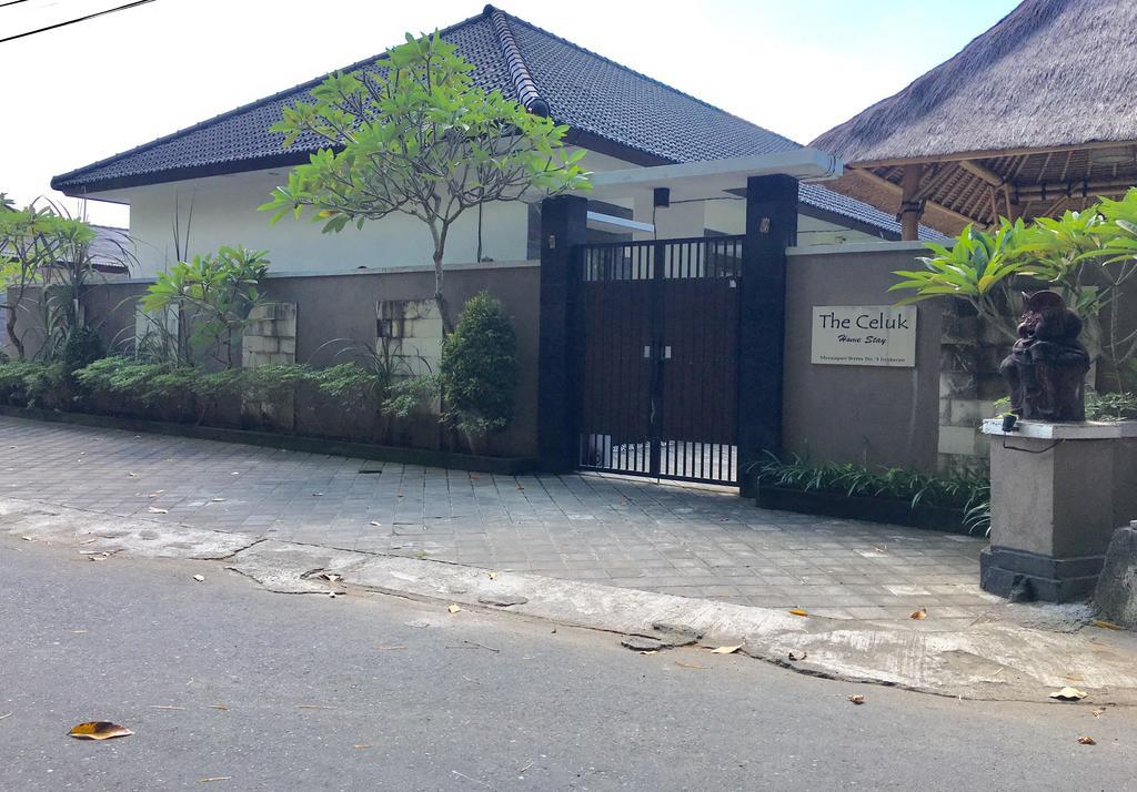 The Celuk Homestay Jimbaran Екстериор снимка